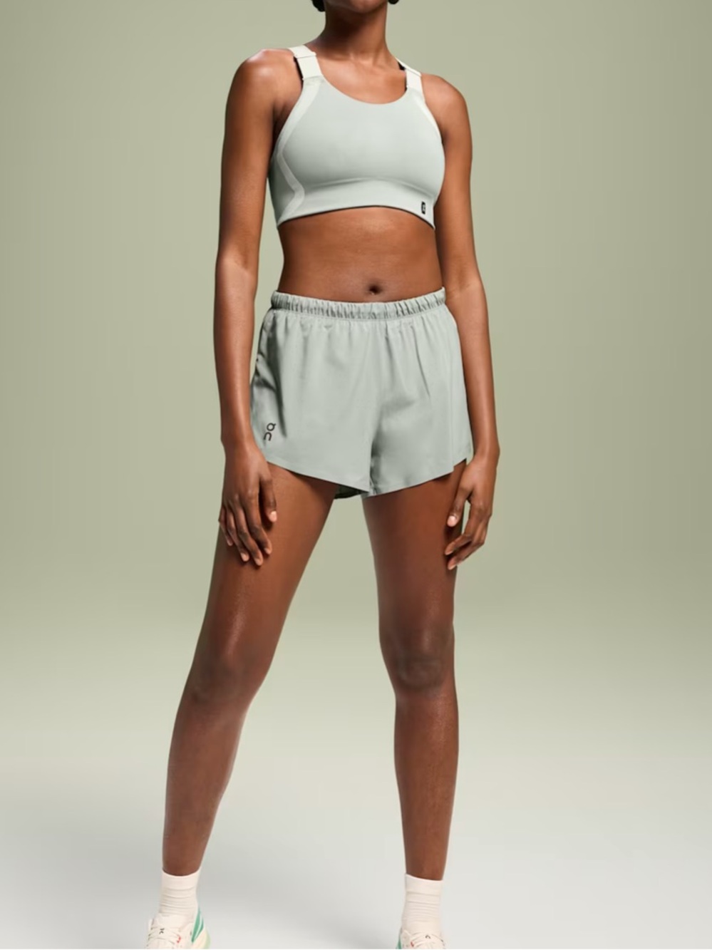 NWT On cloud performance flex bra size XS Soft Mint Ivory Striping